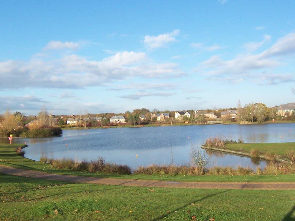 Trentishoe Crescent, Furzton, Milton Keynes